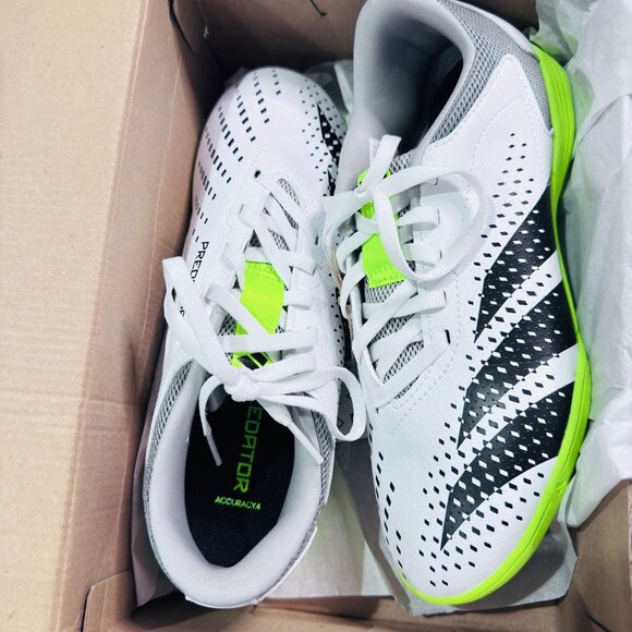 Adidas Predator Accuracy.4 IN Sala White/Black/Lucid Lemon 5.5Y NWB MSRP $70 - Picture 2 of 6